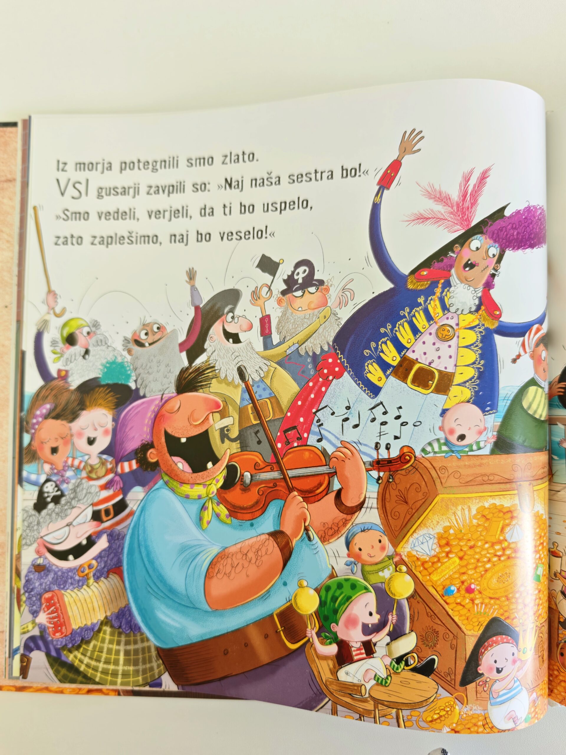 Slikanica Tok, tok, pirat, MiniMe in otroške reči